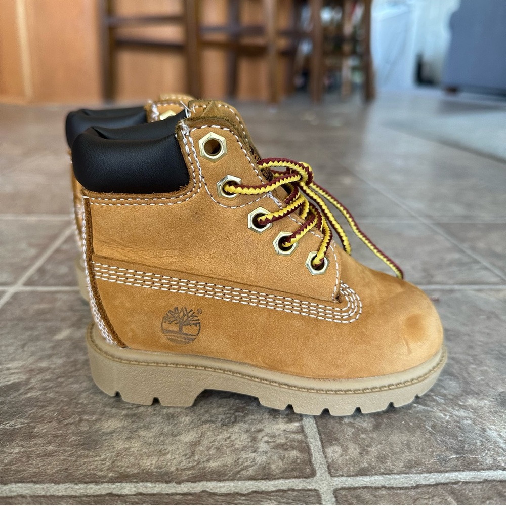 Toddler Timberland Classic 6-Inch Waterproof Work Boot Wheat Nubuck Size 5.5